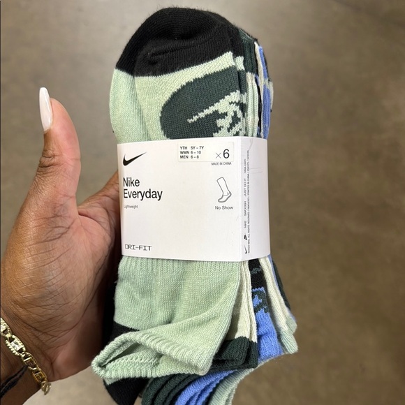 Nike Everyday No Show Socks - Green and Blue - Picture 2 of 2